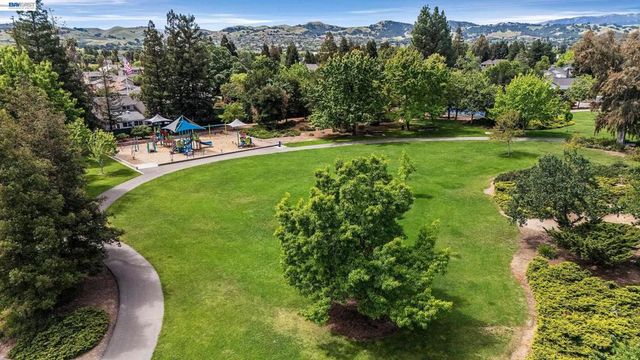 1926 Neptune Rd, Livermore, CA 94550