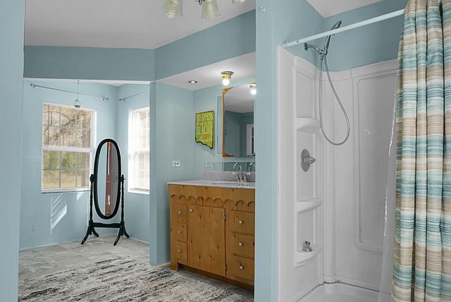 274 Rae Lane, Bonneau, SC 29431