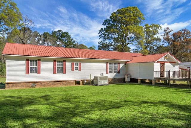 274 Rae Lane, Bonneau, SC 29431