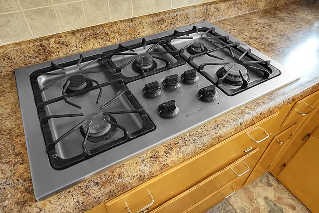 274 Rae Lane, Bonneau, SC 29431