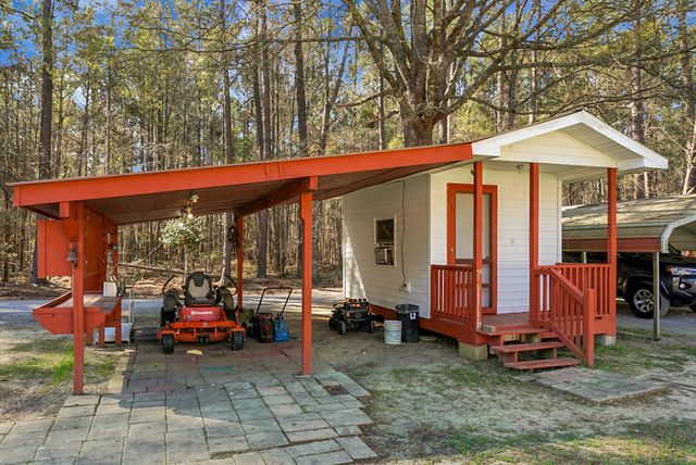 274 Rae Lane, Bonneau, SC 29431