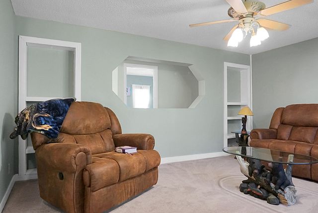 274 Rae Lane, Bonneau, SC 29431