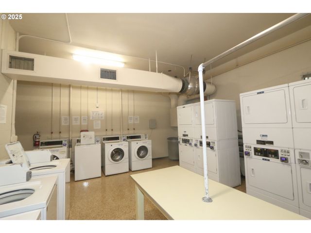 1313 LINCOLN St, Eugene, OR 97401