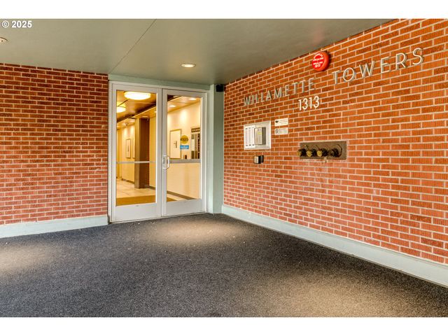 1313 LINCOLN St, Eugene, OR 97401