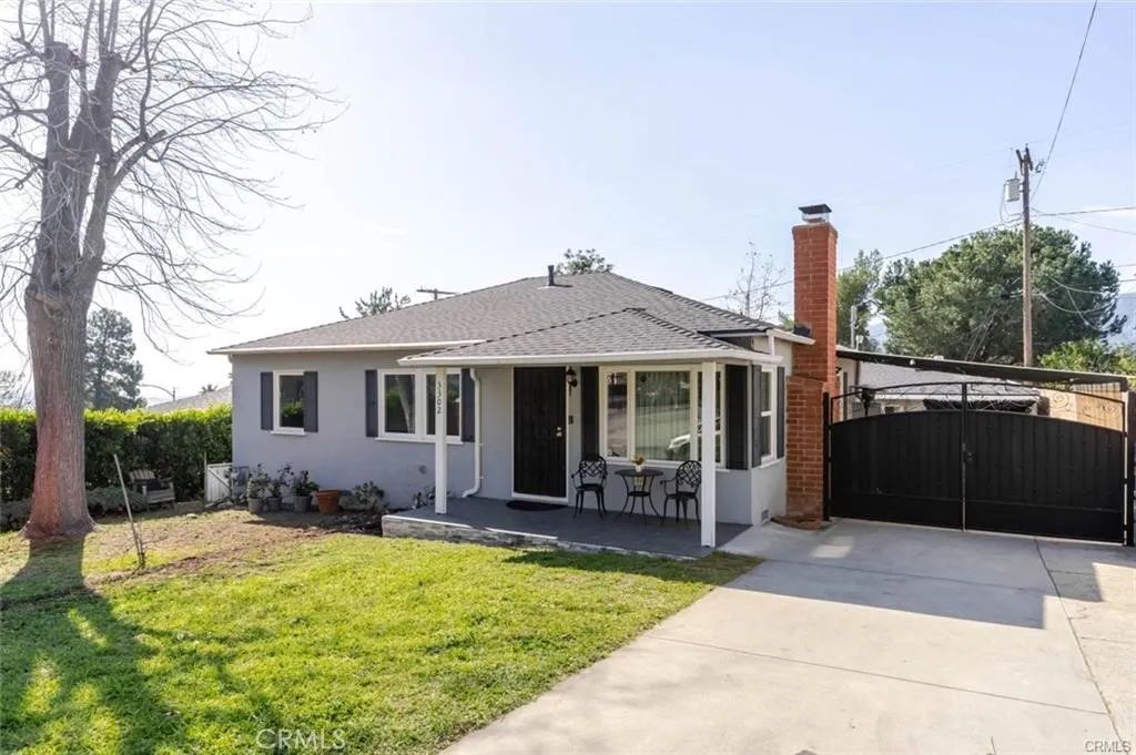 3302 Paraiso Way, La Crescenta, CA 91214