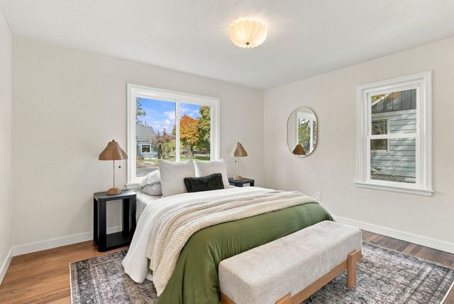 952 E Thurston Ave, Spokane, WA 99203