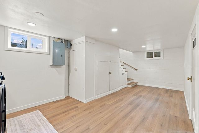 952 E Thurston Ave, Spokane, WA 99203