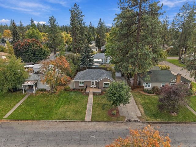 952 E Thurston Ave, Spokane, WA 99203