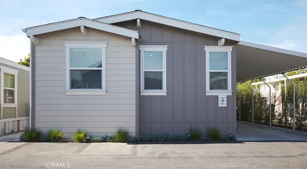2103 245th 7, Lomita, CA 90717