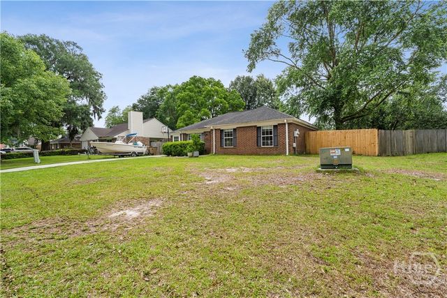 385 Sterling Creek Drive, Richmond Hill, GA 31324