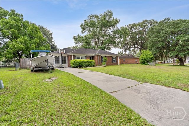 385 Sterling Creek Drive, Richmond Hill, GA 31324