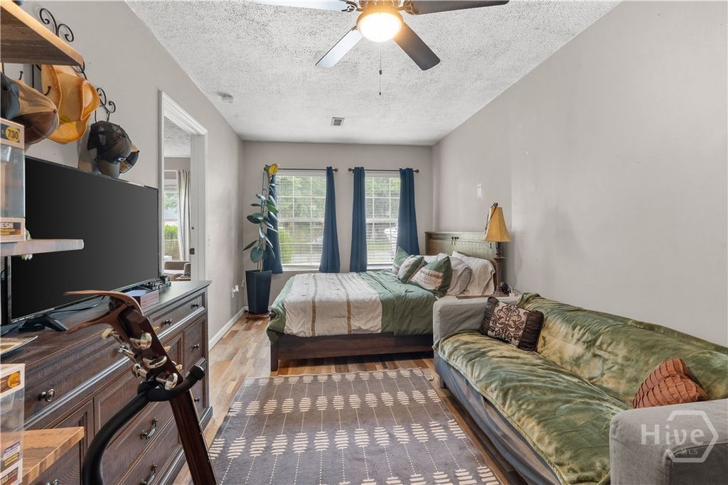 Image 23 of property listing at 385 Sterling Creek Drive, Richmond Hill, GA 31324