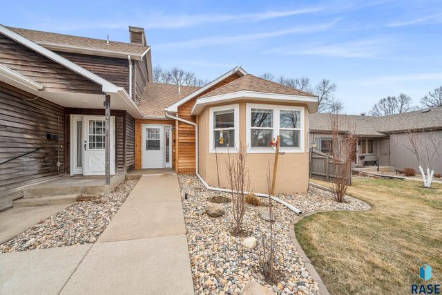 2411 Center Ave S Avenue S, Sioux Falls, SD 57105