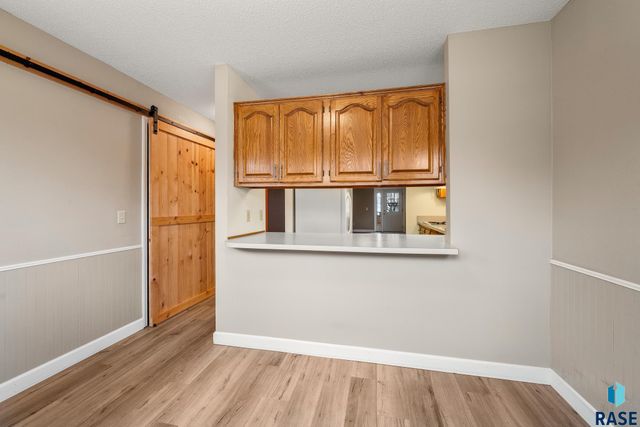 2411 Center Ave S Avenue S, Sioux Falls, SD 57105