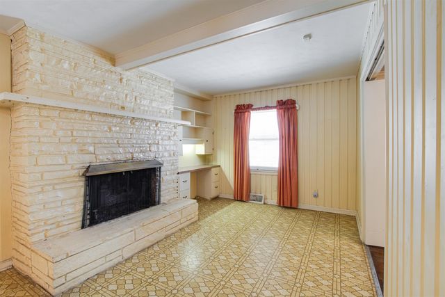 1235 CHERRY RD, Memphis, TN 38117