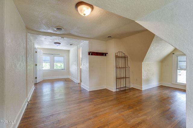 1404 Skyline Drive, Johnson City, TN 37604
