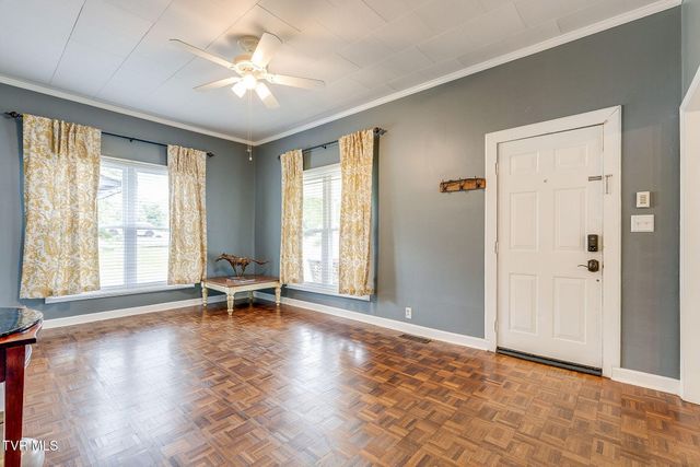 1404 Skyline Drive, Johnson City, TN 37604