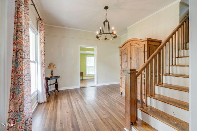 1404 Skyline Drive, Johnson City, TN 37604