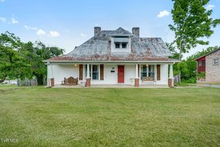 1404 Skyline Drive, Johnson City, TN 37604