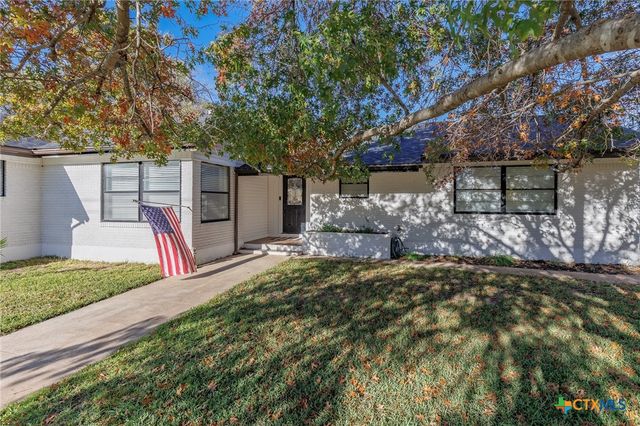 139 E Cottonwood Drive, Granite Shoals, TX 78654