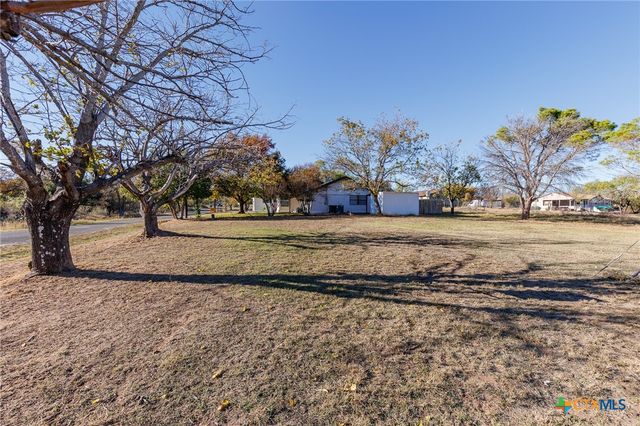 139 E Cottonwood Drive, Granite Shoals, TX 78654