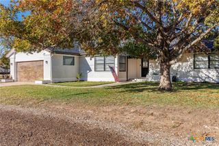 139 E Cottonwood Drive, Granite Shoals, TX 78654