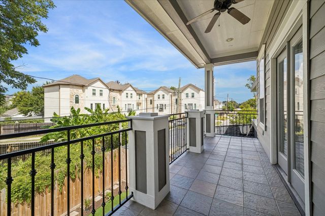 1013 E 27th Street, Houston, TX 77009