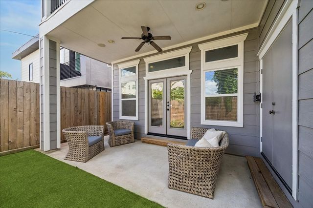 1013 E 27th Street, Houston, TX 77009