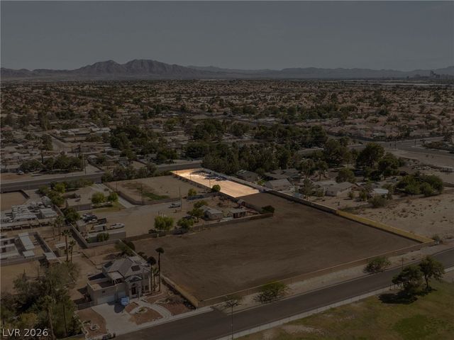 N Decatur 1, Las Vegas, NV 89130