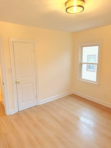 557 Haskins Drive, Lexington, KY 40508