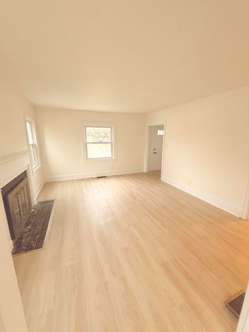 557 Haskins Drive, Lexington, KY 40508