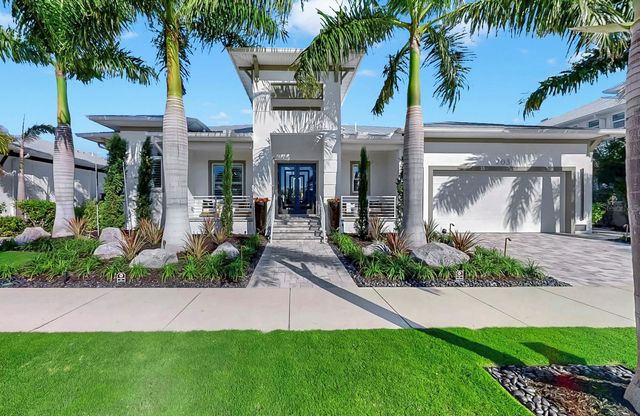 703 PINCKNEY DRIVE, Apollo Beach, FL 33572