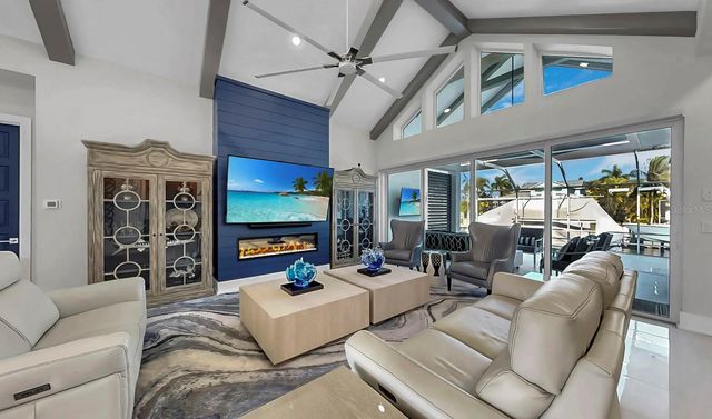 703 PINCKNEY DRIVE, Apollo Beach, FL 33572