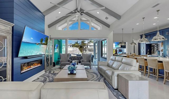 703 PINCKNEY DRIVE, Apollo Beach, FL 33572