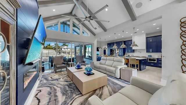 703 PINCKNEY DRIVE, Apollo Beach, FL 33572