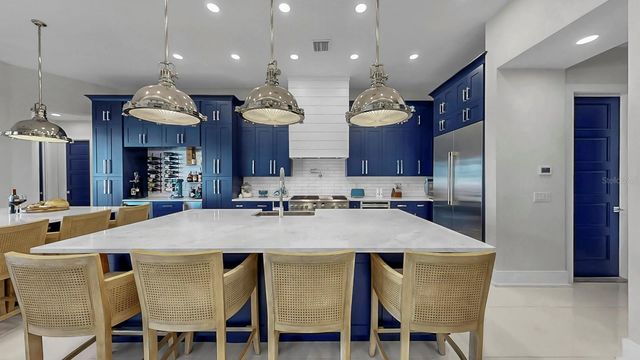 703 PINCKNEY DRIVE, Apollo Beach, FL 33572