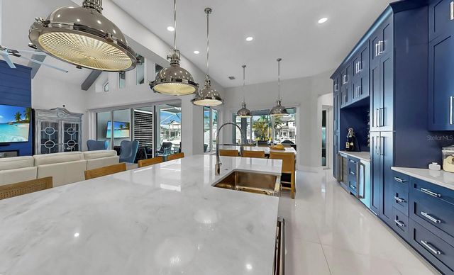 703 PINCKNEY DRIVE, Apollo Beach, FL 33572