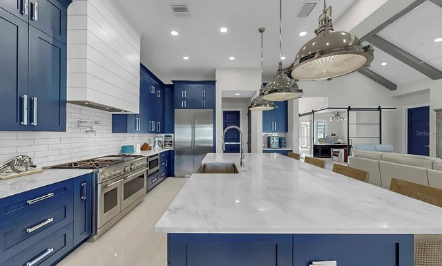 703 PINCKNEY DRIVE, Apollo Beach, FL 33572