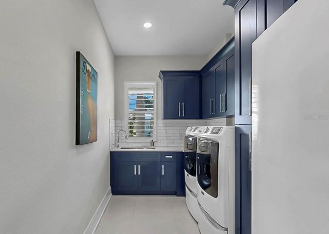 703 PINCKNEY DRIVE, Apollo Beach, FL 33572