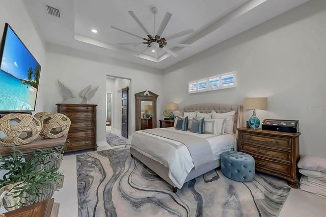 703 PINCKNEY DRIVE, Apollo Beach, FL 33572