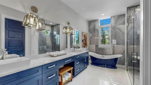 703 PINCKNEY DRIVE, Apollo Beach, FL 33572