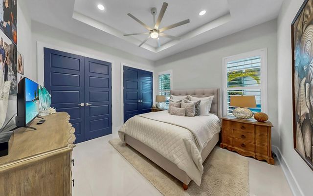 703 PINCKNEY DRIVE, Apollo Beach, FL 33572