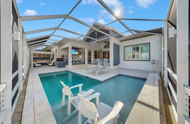 703 PINCKNEY DRIVE, Apollo Beach, FL 33572