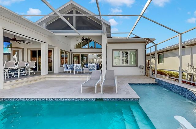 703 PINCKNEY DRIVE, Apollo Beach, FL 33572