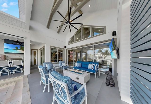 703 PINCKNEY DRIVE, Apollo Beach, FL 33572