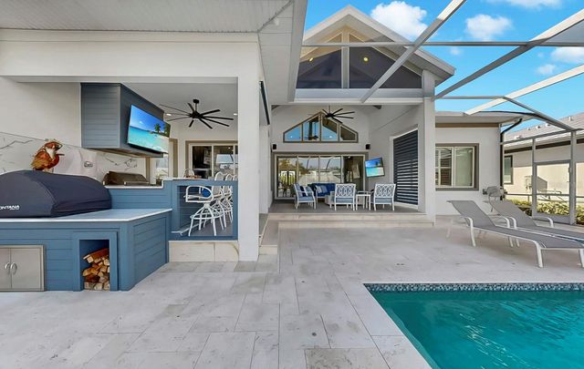 703 PINCKNEY DRIVE, Apollo Beach, FL 33572