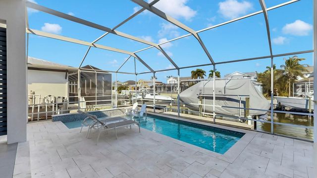 703 PINCKNEY DRIVE, Apollo Beach, FL 33572