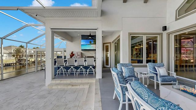 703 PINCKNEY DRIVE, Apollo Beach, FL 33572