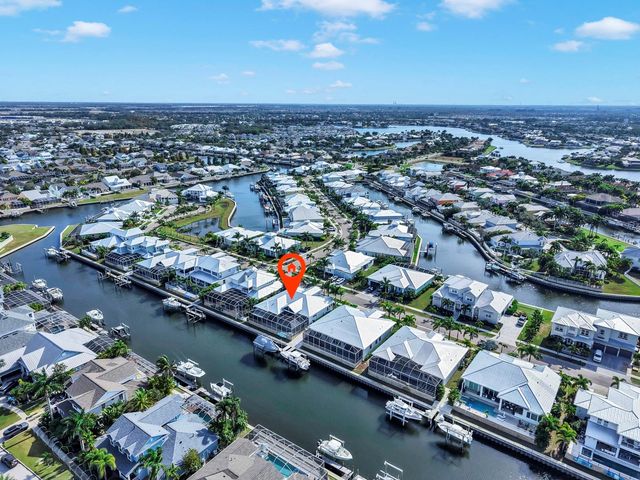 703 PINCKNEY DRIVE, Apollo Beach, FL 33572