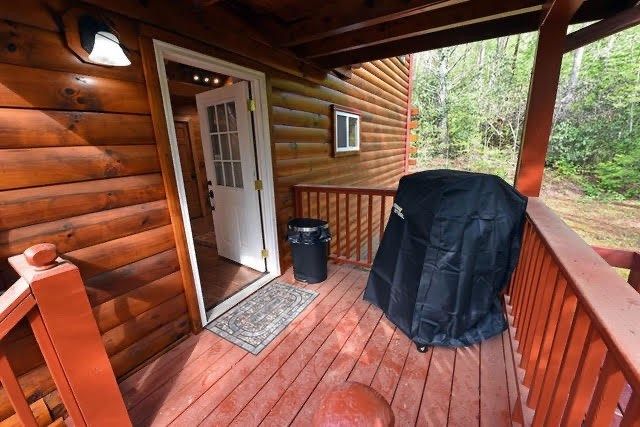 360 Johnson Cove Road, Copperhill, TN 37317